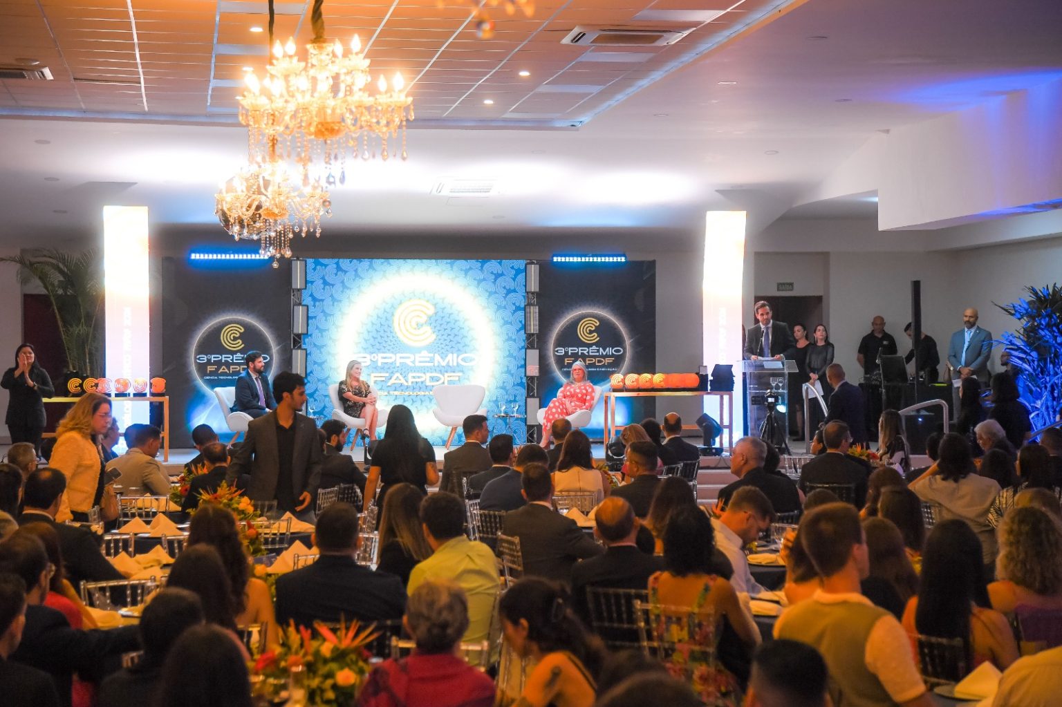 Servidora da Saúde do DF desenvolve sistema inovador e leva prêmio