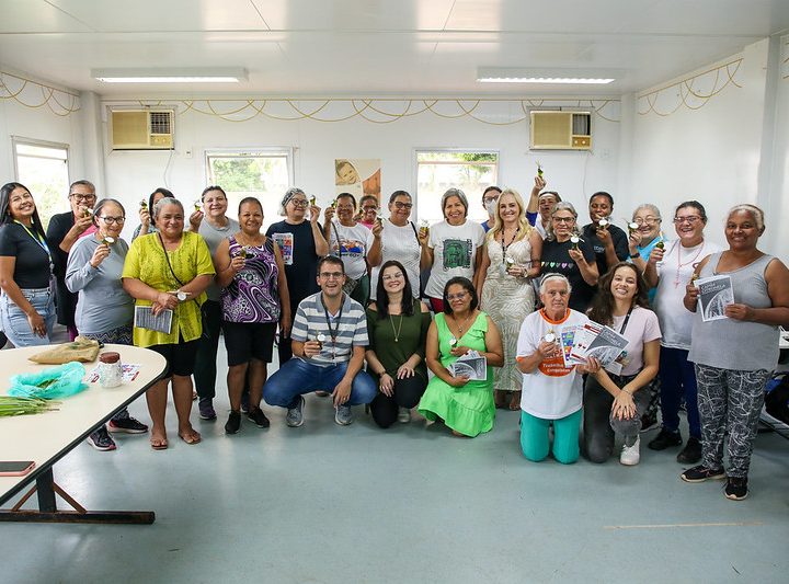 UBS do Recanto das Emas ensina a fazer difusor de citronela e combater a dengue