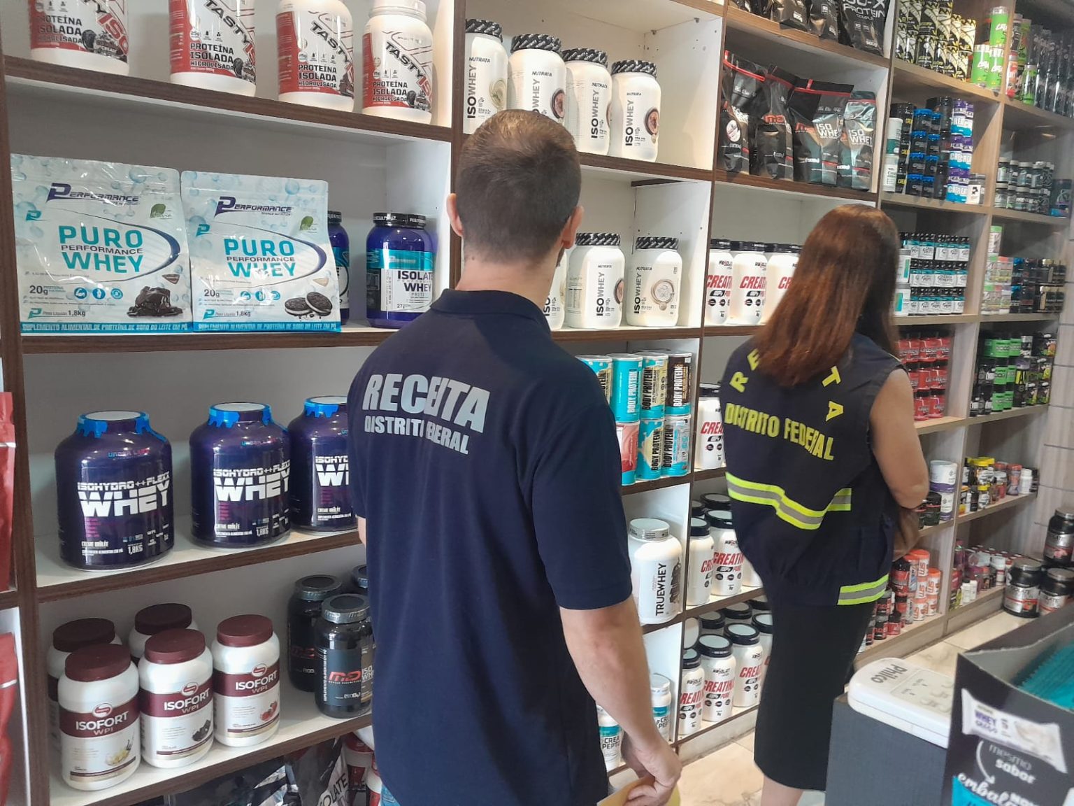 Fiscalização intensifica combate à sonegação em lojas de suplementos alimentares do DF