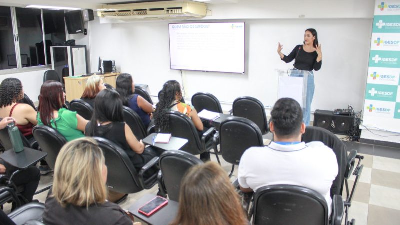 IgesDF promove treinamento em Libras para profissionais da saúde