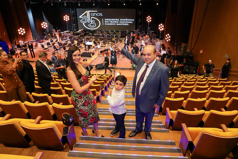 Músicos da Orquestra Sinfônica do Teatro Nacional ganham reestruturação da carreira