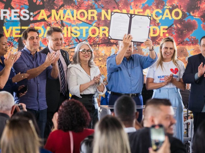 Educação do DF celebra recordes em nomeações