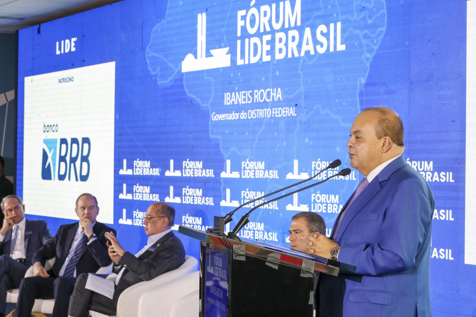 Ibaneis Rocha alerta para risco de cortes no Fundo Constitucional do DF