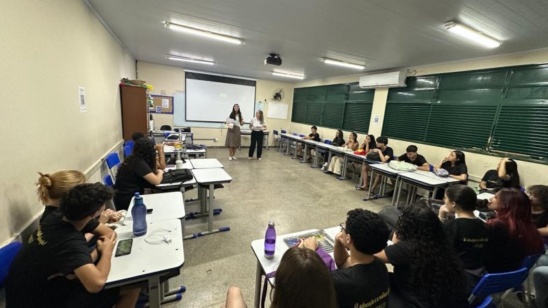 Detran-DF oferece aulas gratuitas de revisão para quem quer tirar a CNH