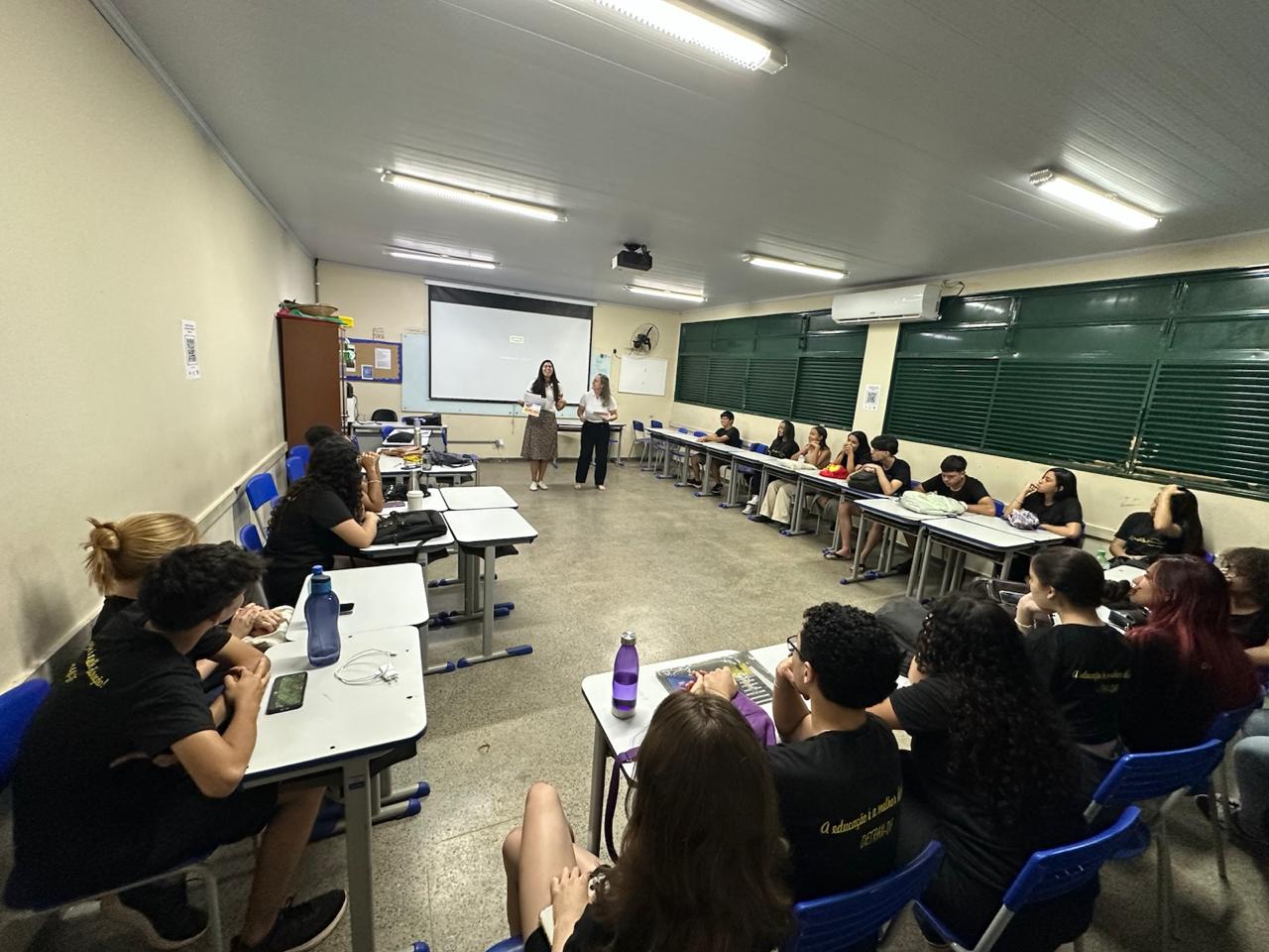 Detran-DF oferece aulas gratuitas de revisão para quem quer tirar a CNH