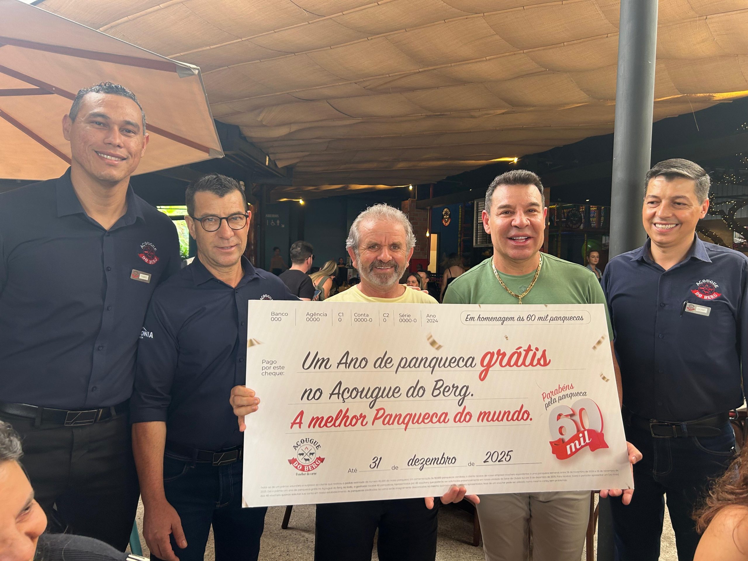 Açougue do Berg celebra 60 mil panquecas vendidas com prêmio especial