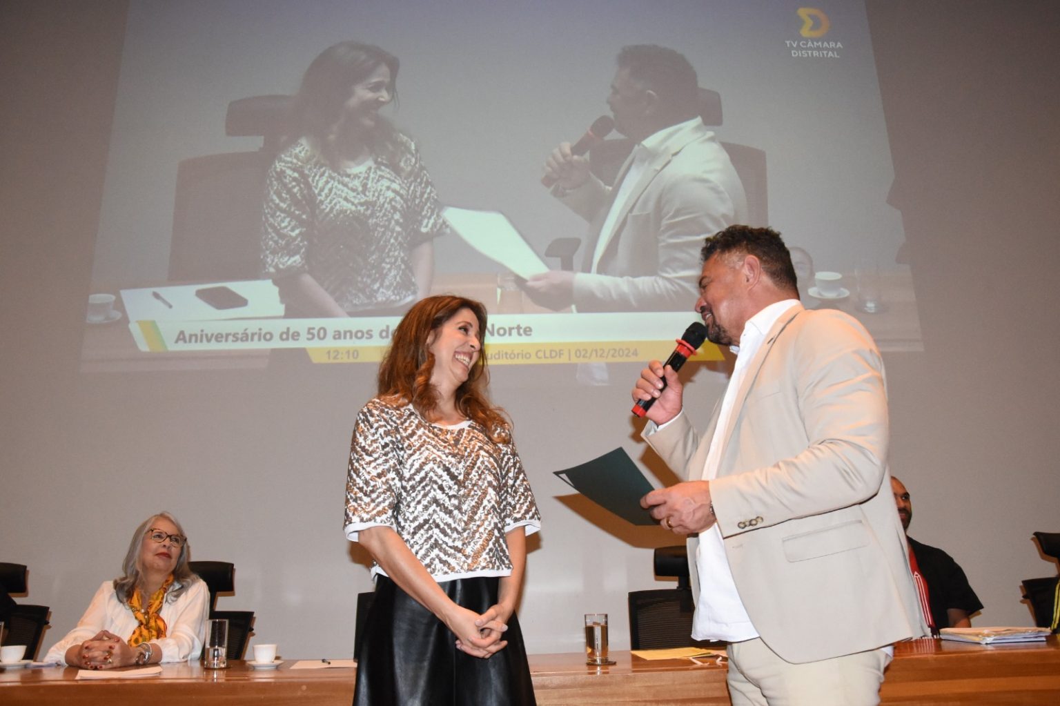CEF 102 Norte celebra 50 anos com homenagem na CLDF