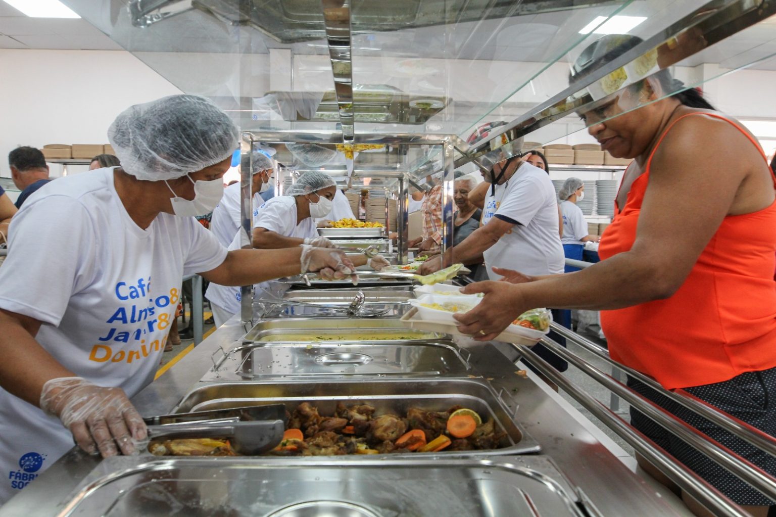 Restaurantes comunitários do DF funcionam normalmente no Ano Novo