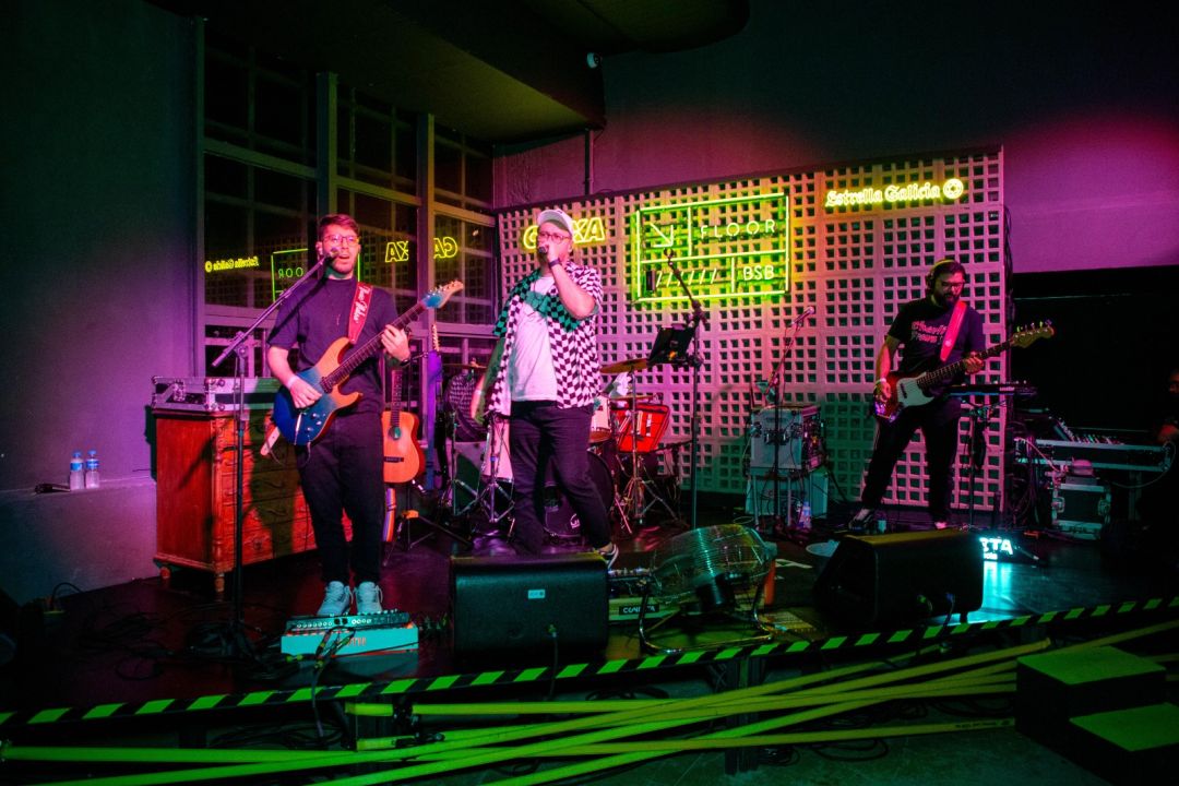 Floor Brasília: a nostalgia que invade as quintas-feiras da capital