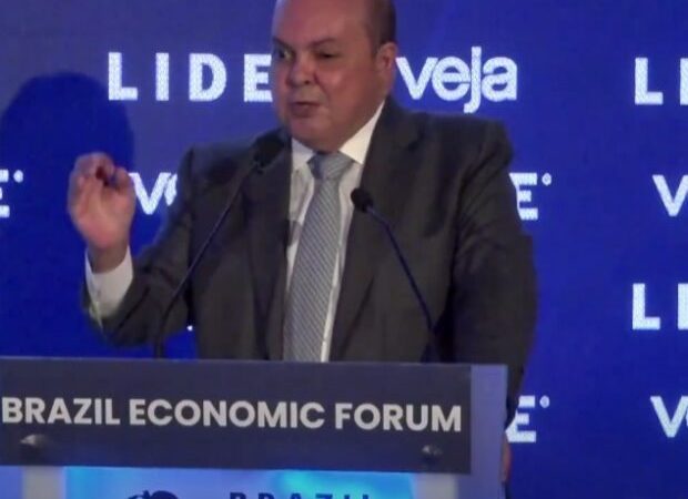 DF lidera transição energética no Brasil, afirma Ibaneis em Zurique