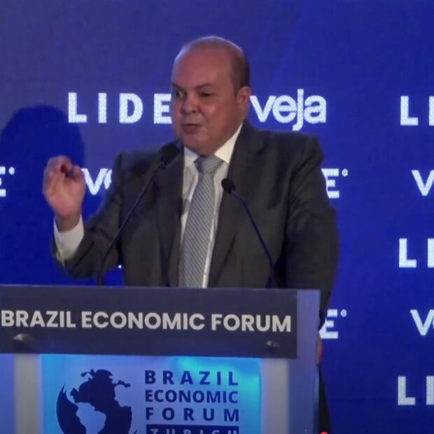 DF lidera transição energética no Brasil, afirma Ibaneis em Zurique