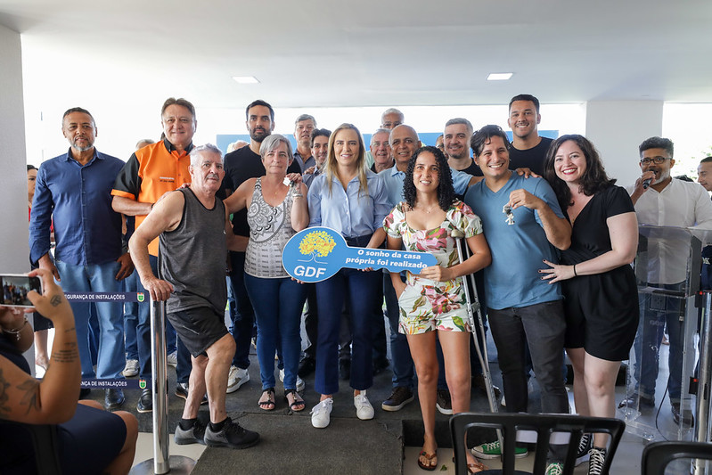 GDF entrega 48 novas casas em Sobradinho e realiza sonho da casa própria