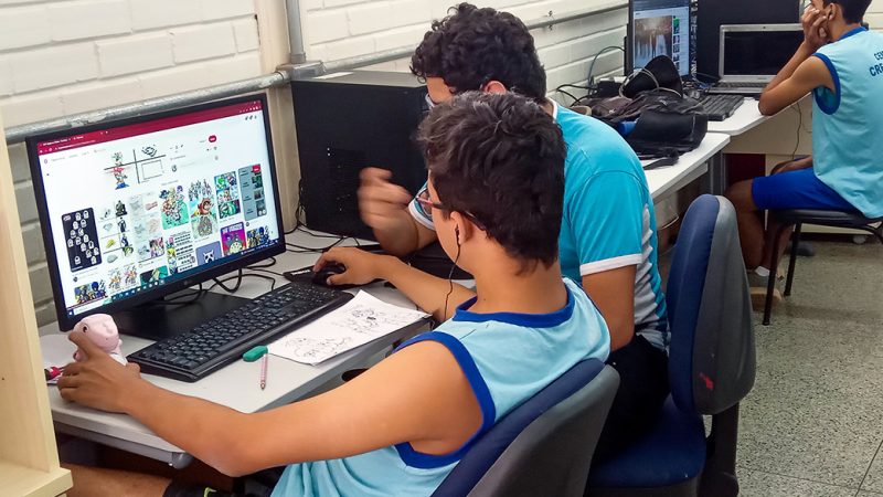 Escolas do DF recebem projeto para navegar a internet com segurança