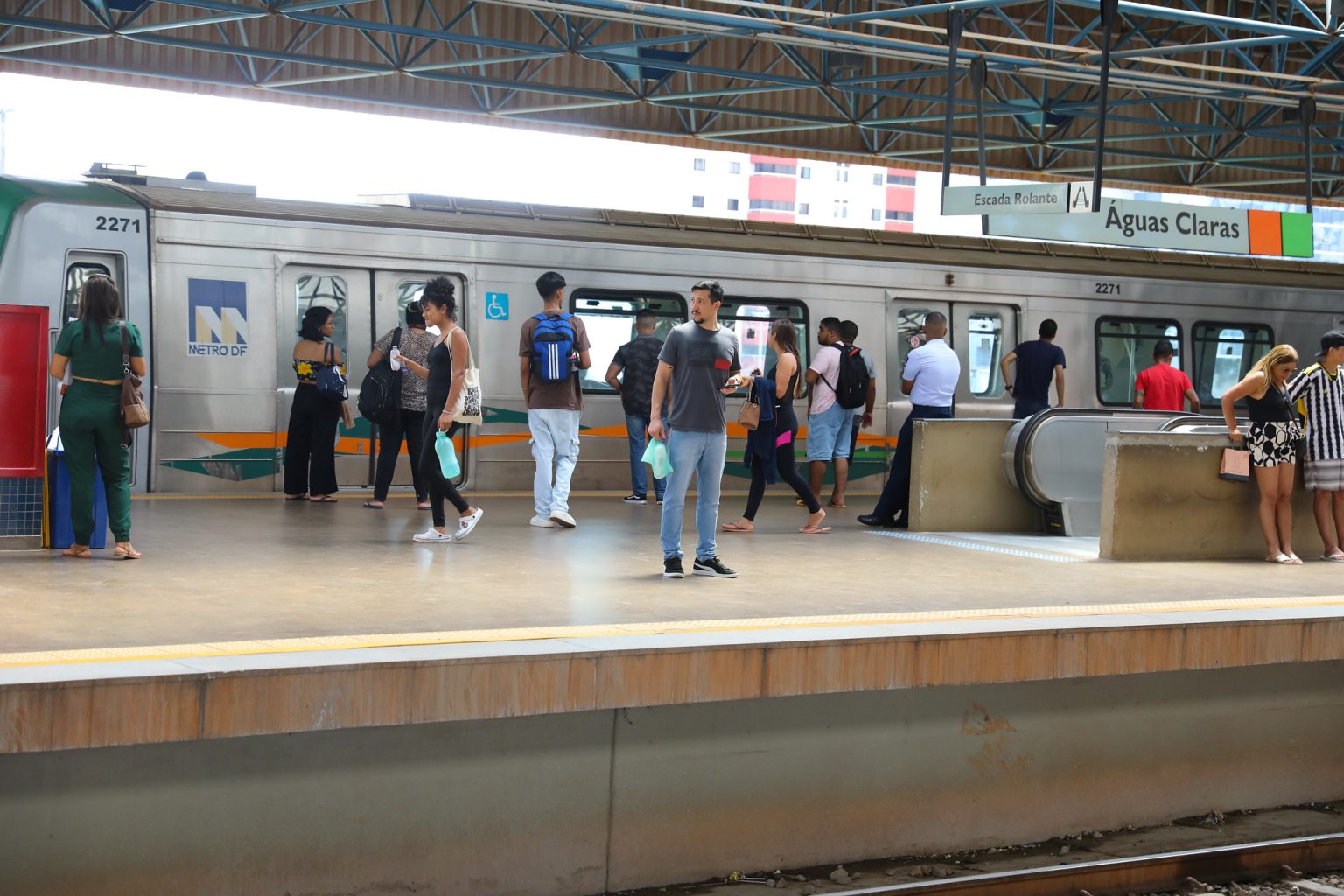Metrô-DF bate recorde de passageiros e anuncia expansão para 2025