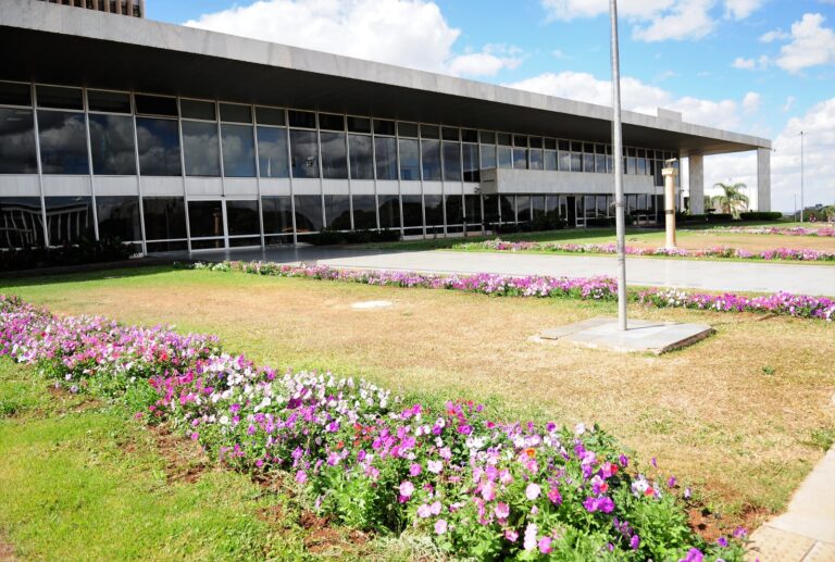 Feriados e pontos facultativos de 2025 no DF já estão definidos