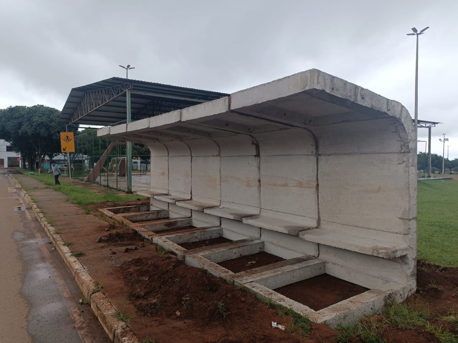 Riacho Fundo II ganha novos abrigos de ônibus e mais conforto para os passageiros