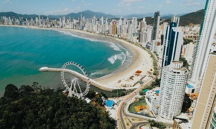 Os imóveis mais caros do Brasil: Rio, Balneário Camboriú, São Paulo e DF lideram o ranking