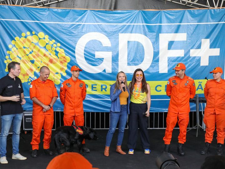 GDF Mais Perto do Cidadão leva serviços e alegria de Carnaval à Estrutural