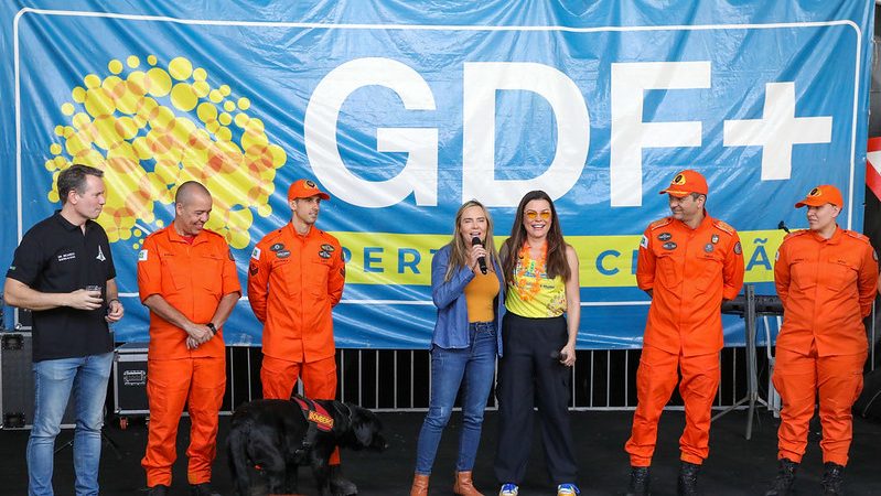GDF Mais Perto do Cidadão leva serviços e alegria de Carnaval à Estrutural