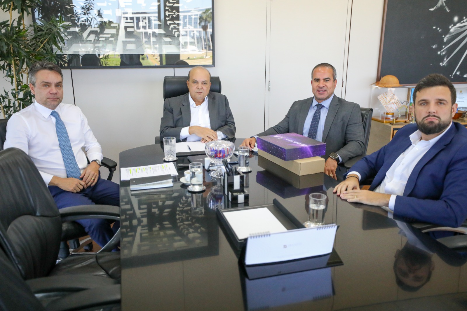 GDF distribuirá minicomputadores e material didático