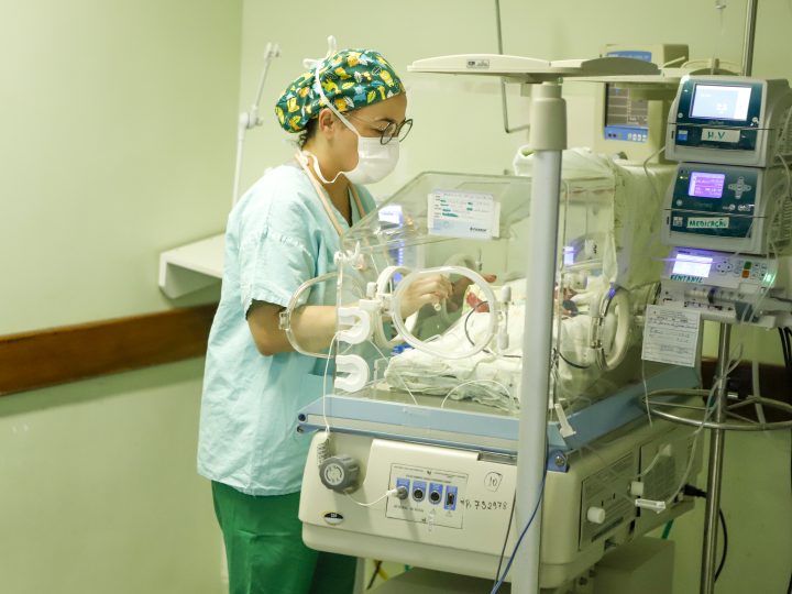 GDF autoriza contratação de 50 médicos neonatologistas