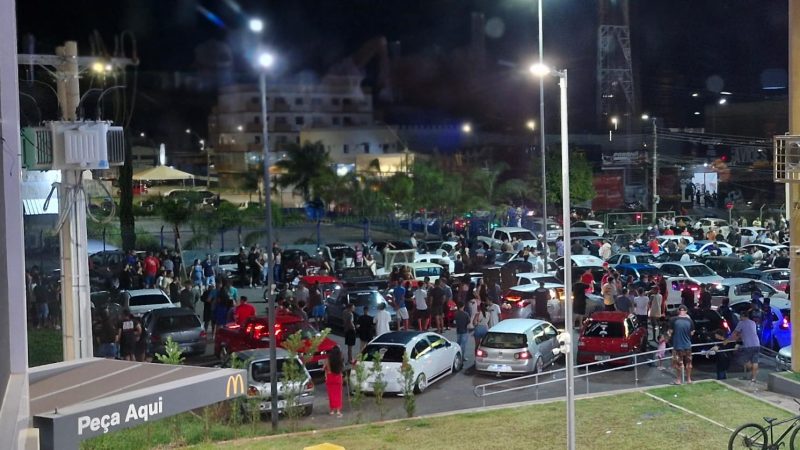 Detran-DF flagra 25 carros rebaixados e motoristas alcoolizados em Taguatinga