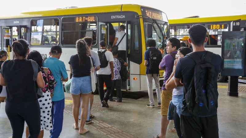 Feriado do Dia do Trabalhador no DF: Confira o abre e fecha dos serviços