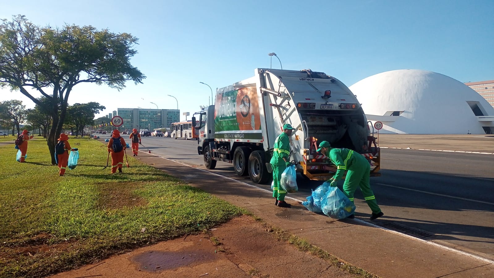 Limpeza reforçada no feriado prolongado mantém Brasília limpa