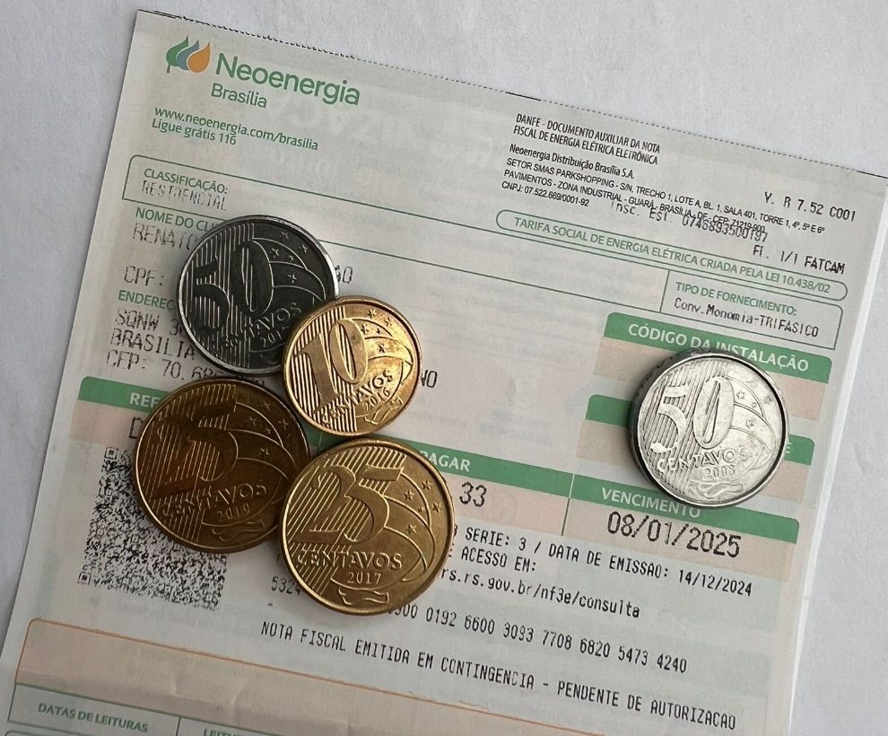 Famílias do DF podem ter até 65% de desconto na conta de luz