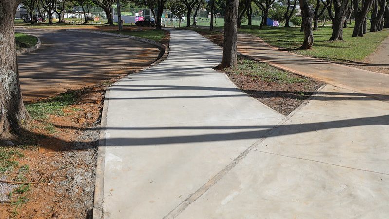 Novo calçadão da Vila Telebrasília leva acessibilidade aos moradores