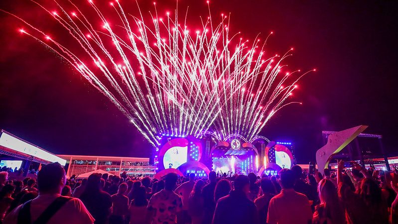 Praça dos Três Poderes vira palco da diversidade cultural com shows