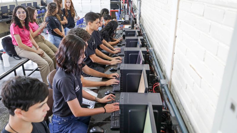 Escolas públicas do DF em ação para garantir o acesso de seus alunos