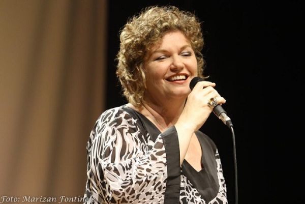Quituart e Cely Curado homenageiam Nana Caymmi em show gratuito nesta sexta
