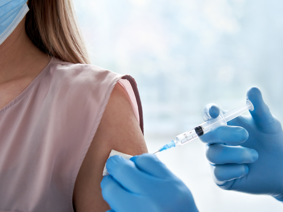 UNICEPLAC promove campanha gratuita de vacinação contra a gripe
