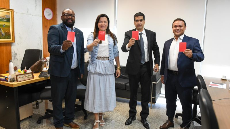 GDF e CBF dão cartão vermelho ao racismo nos estádios