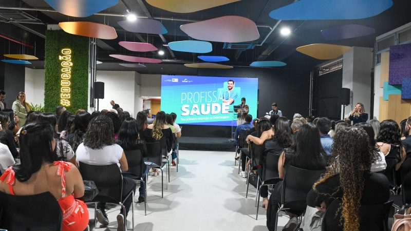 Programa Profissão Saúde capacita 120 profissionais de enfermagem