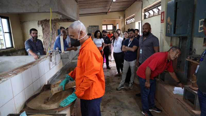 Novacap garante qualidade na pavimentação do DF com laboratório