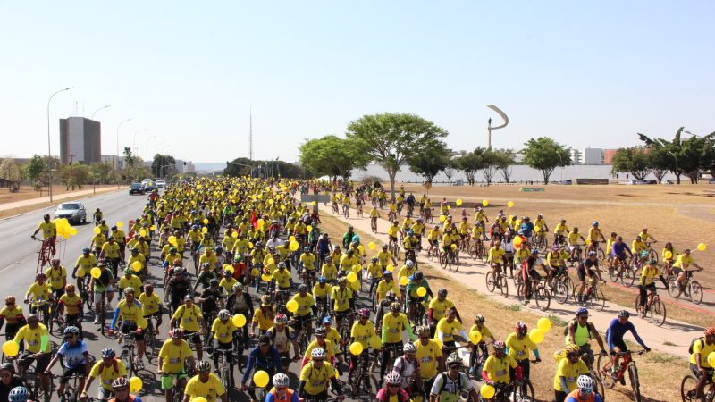 Maio Amarelo com passeio ciclístico no Park Way