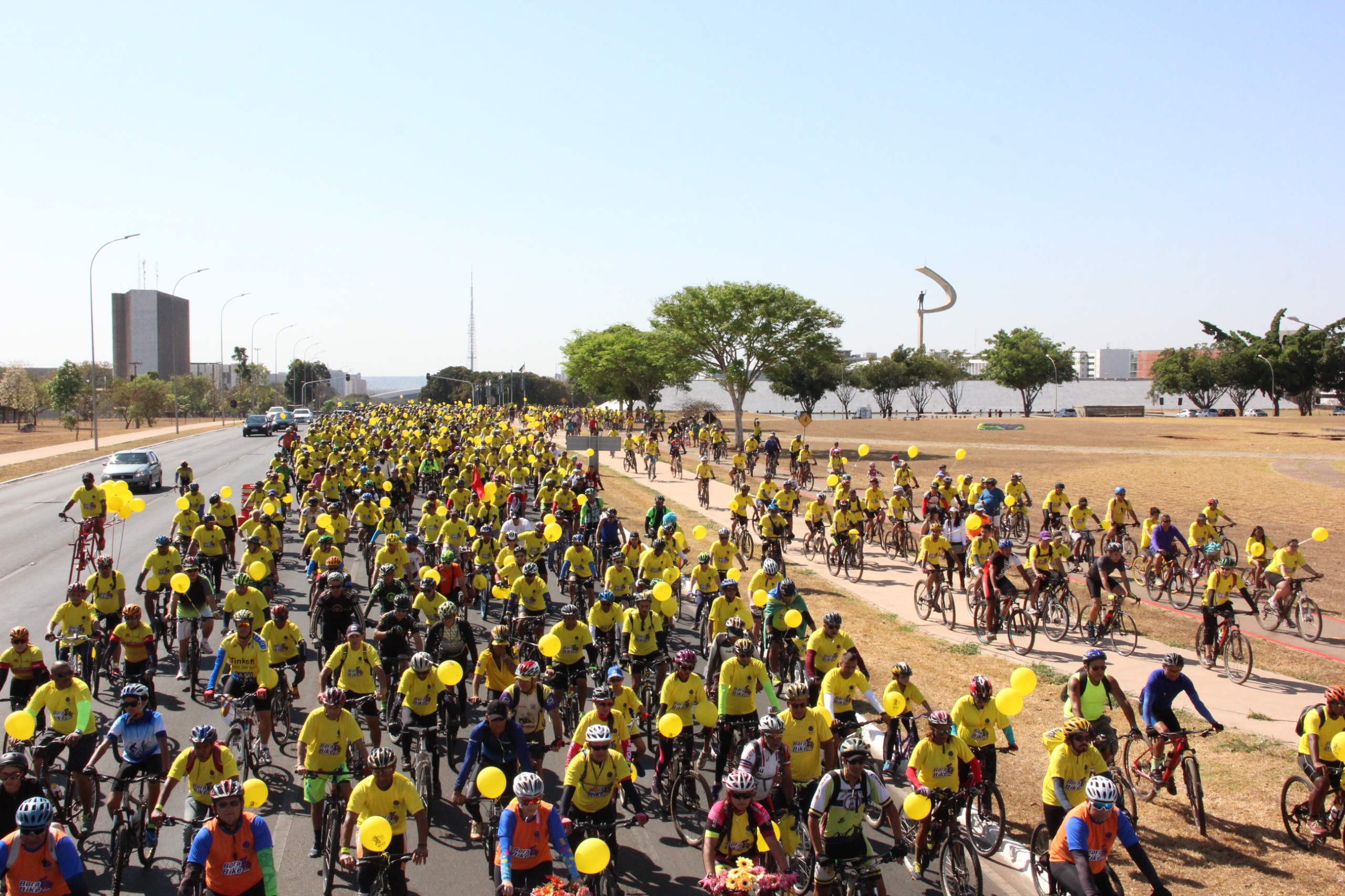 Maio Amarelo com passeio ciclístico no Park Way