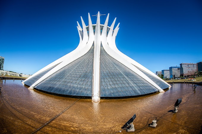 Catedral de Brasília completa 55 anos com grande festa