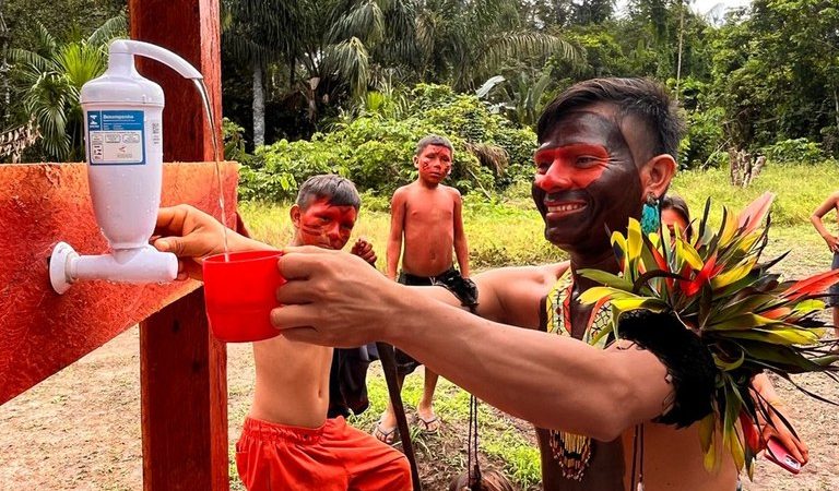 Programa Cisternas leva água limpa e saúde para comunidades Yanomami