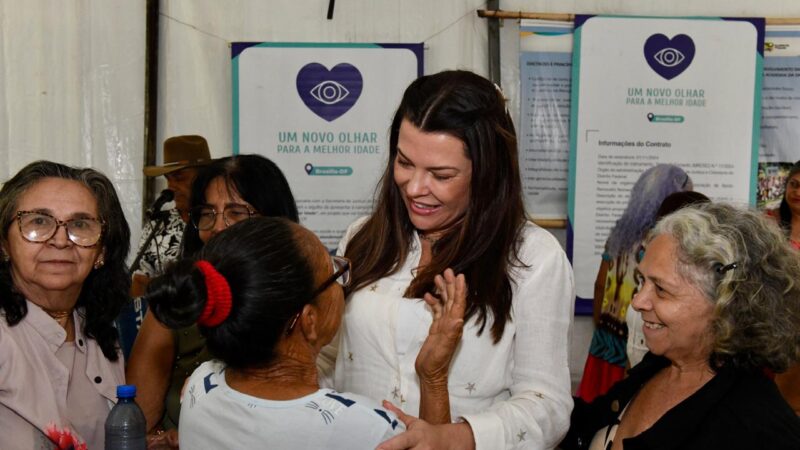 Projeto entrega mais de 3.500 óculos e transforma vidas de idosos no DF