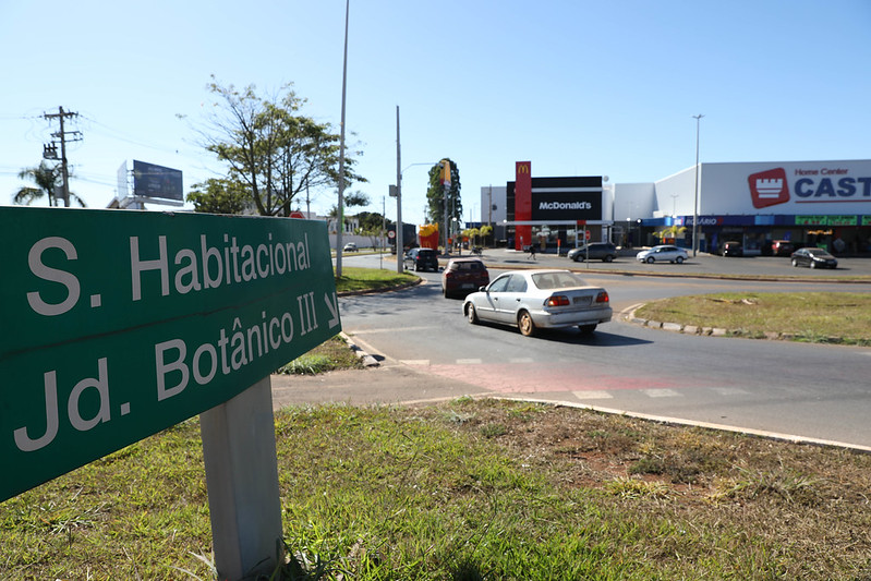 Jardim Botânico: Crescimento recorde impulsiona economia local!