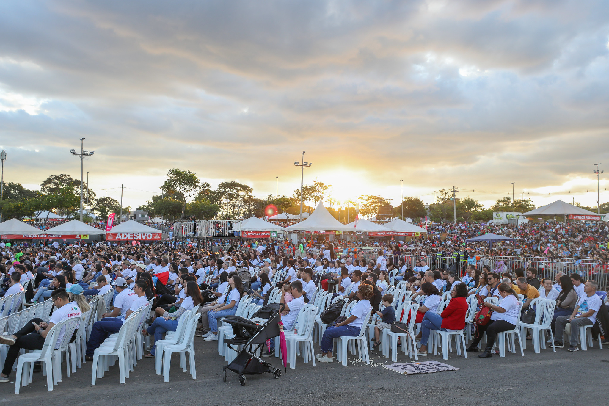 Semana de Pentecostes: Fé, milagres e recorde de público em Brasília