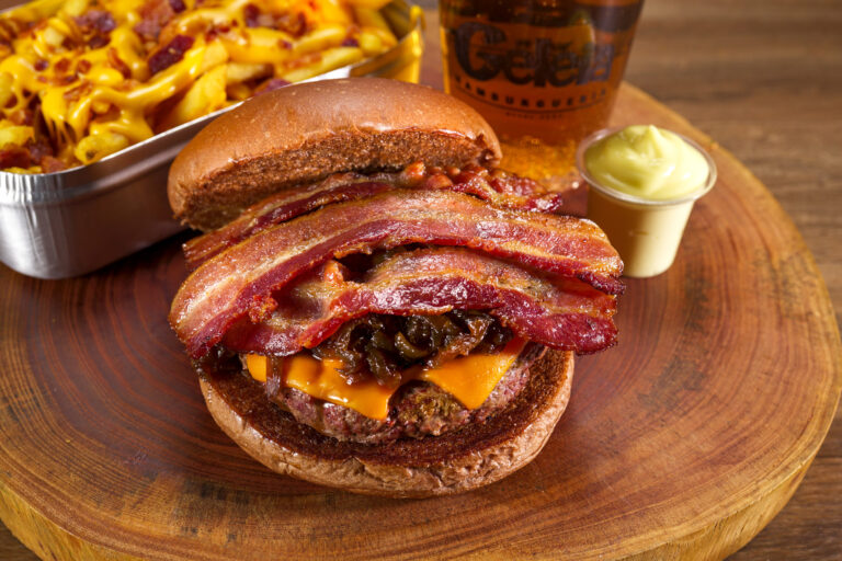 ❤️ Dia dos Namorados (e dos amigos, e dos crushes!) no Geléia Burger! ❤️