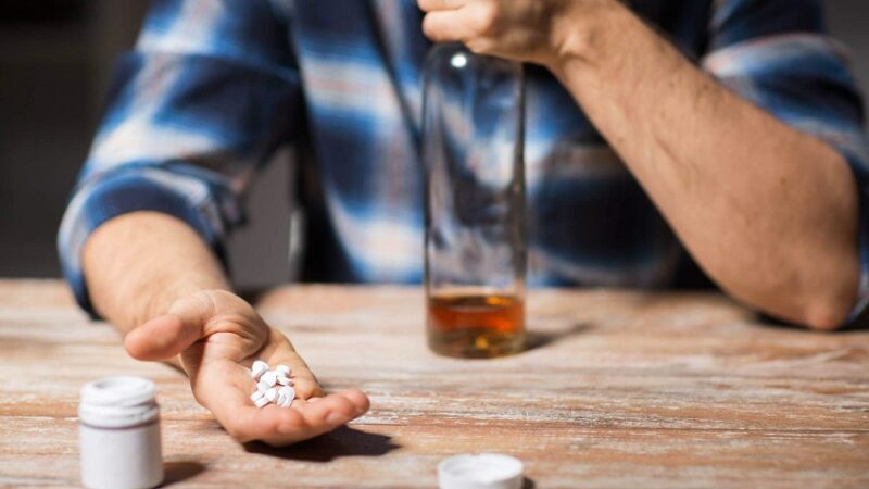 Capacitação no atendimento sobre uso abusivo de álcool e drogas