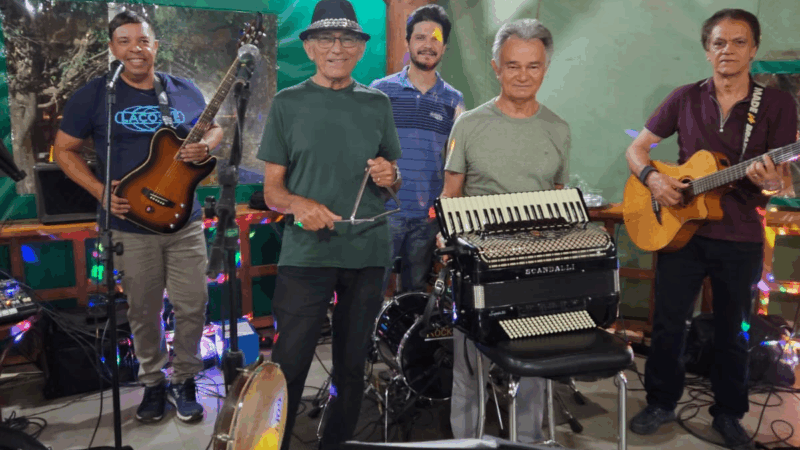 Quituart realiza Festa Junina gratuita com comidas típicas e show ao vivo