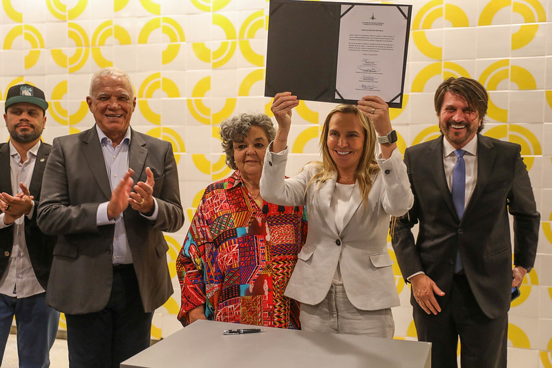 Fundação Athos Bulcão ganha presente e terá sede própria