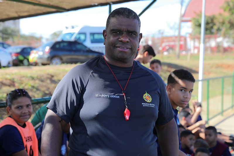 Projeto Formando Cidadão Transforma Vidas em Samambaia com Futebol Gratuito!