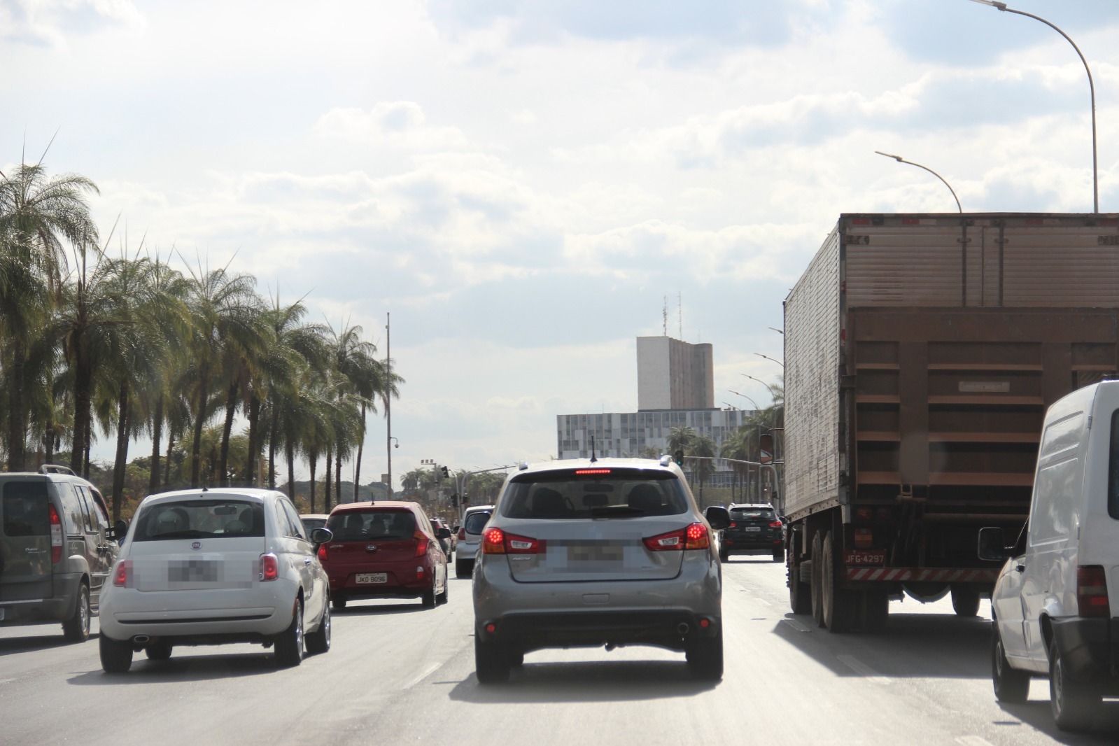 Três vias perigosas do DF ficam mais seguras e zeram mortes